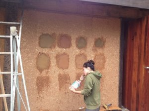 Create Test Mixtures Before Rendering a Wall with Adobe Plaster, with Video