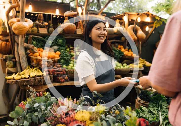 Community Food Systems: What To Sell at a Farmers Market