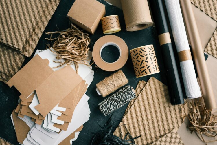 Easy Winter Art and Craft Activities Image