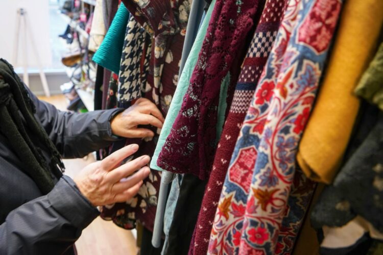 How to Thrift Shop Like a Pro Image