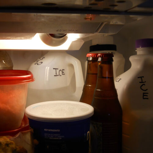 Save Energy in Winter with Frozen Water Bottles