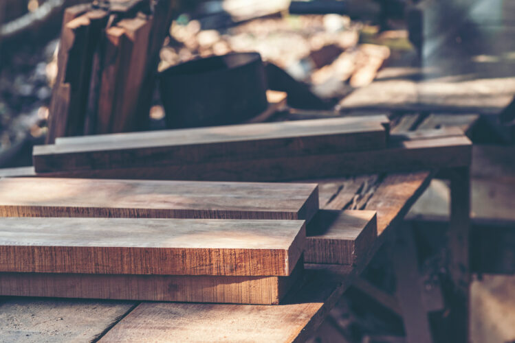 Woodworking Guide to Wood Expansion and Shrinkage