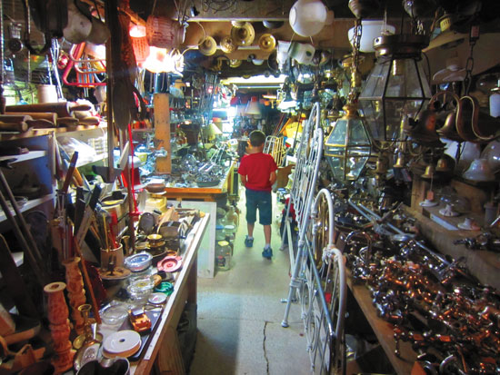 Building with Salvaged and Recycled Materials